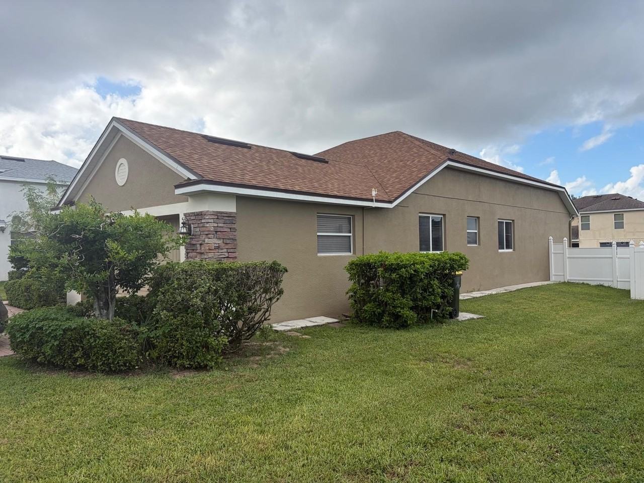 4576 Barbados Loop - Photo 5 of 38