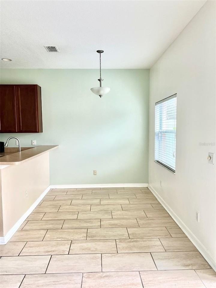 12137 Citruswood Dr - Photo 4 of 30