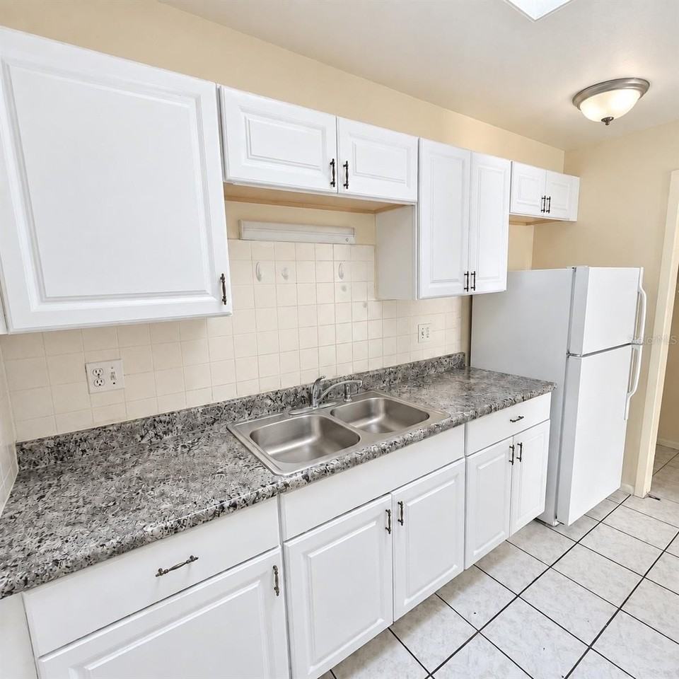 4170 Flying Fortress Ave #4170 - Photo 5 of 25