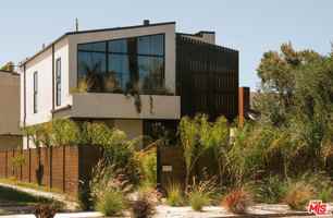 featured image of 923 Milwood Ave