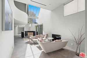 featured image of 11925 Goshen Ave #3