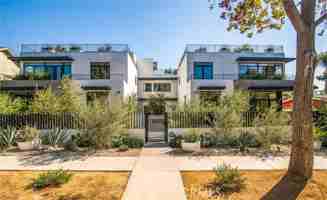 featured image of 812 Huntley Dr #104