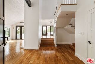 1355 Bobolink Pl - Photo 4 of 6