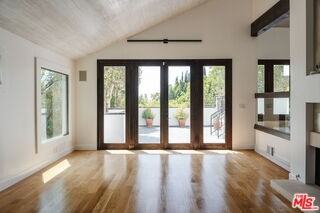 1355 Bobolink Pl - Photo 6 of 6
