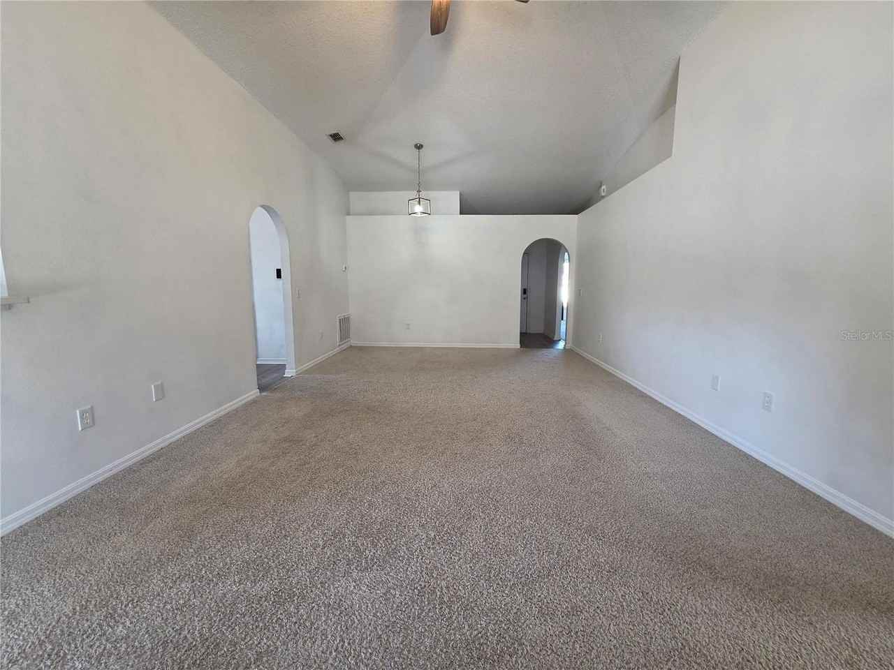 6306 Gondola Dr - Photo 5 of 25