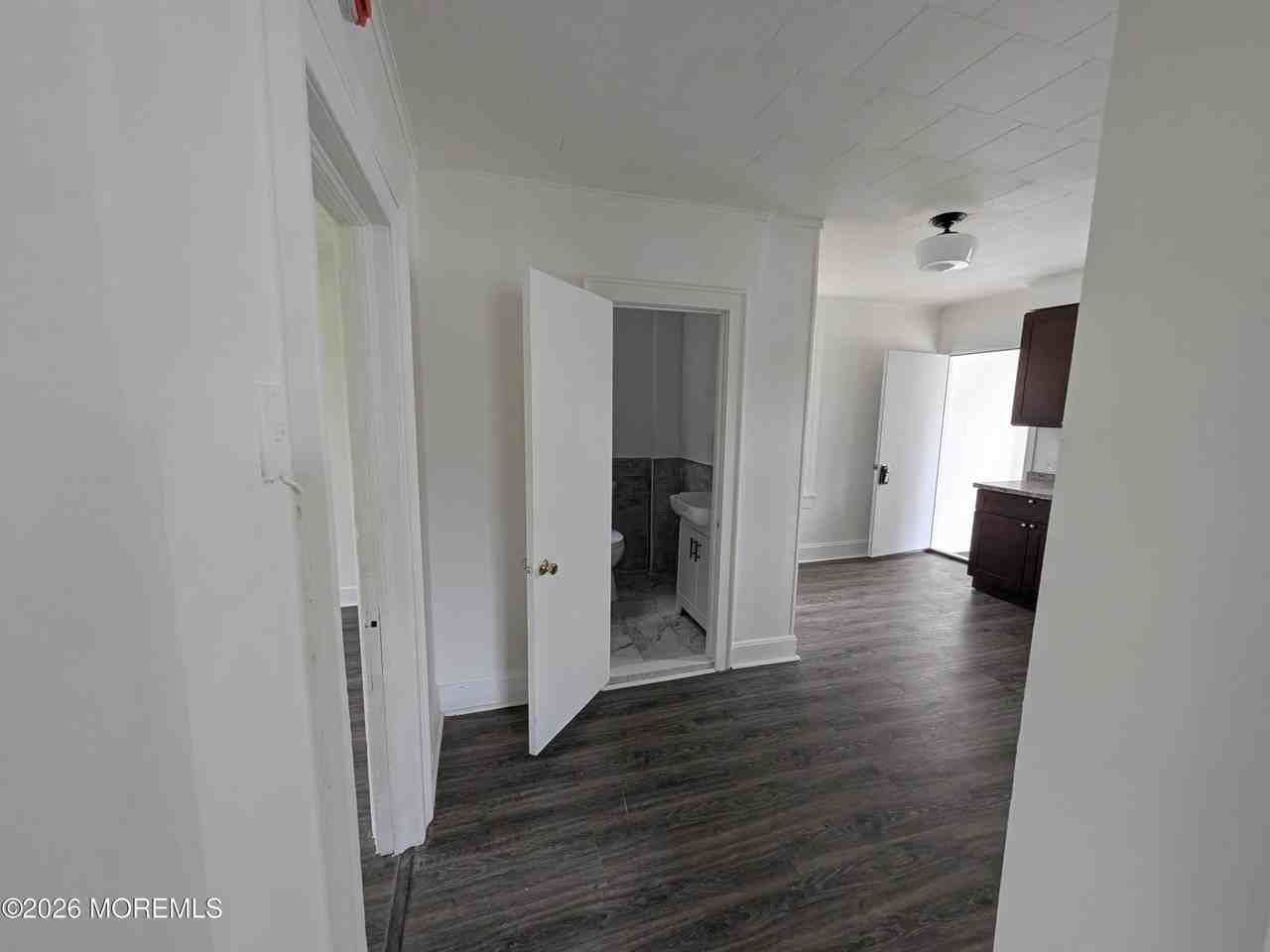 121 Kossuth St #1 - Photo 6 of 18