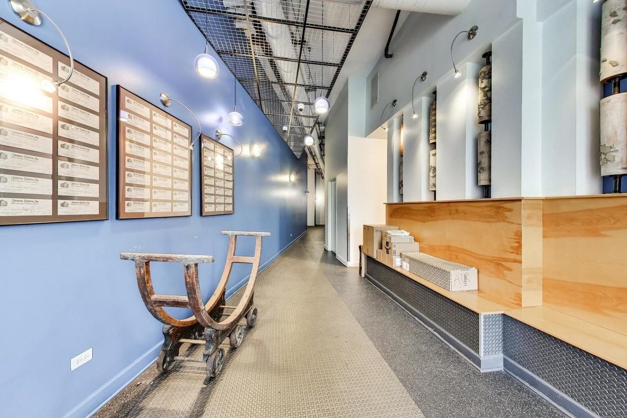 1400 N Milwaukee Ave #305 - Photo 3 of 31