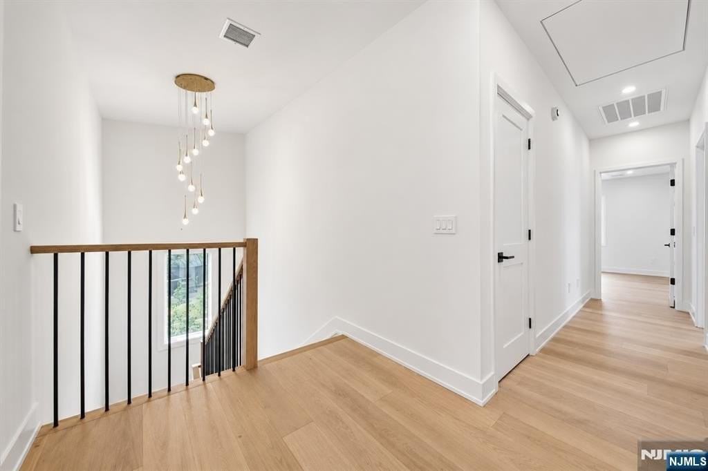 220 Riveredge Rd - Photo 4 of 15