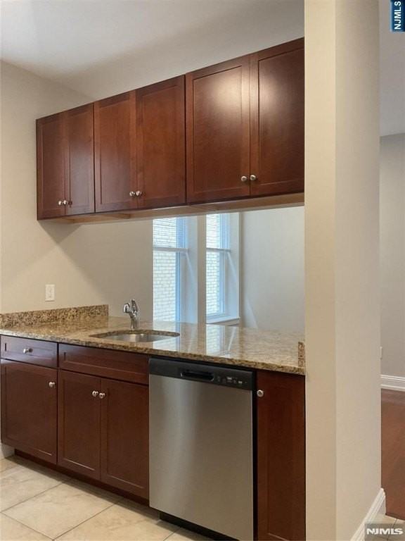 375 Undercliff Ave #5 - Photo 4 of 17