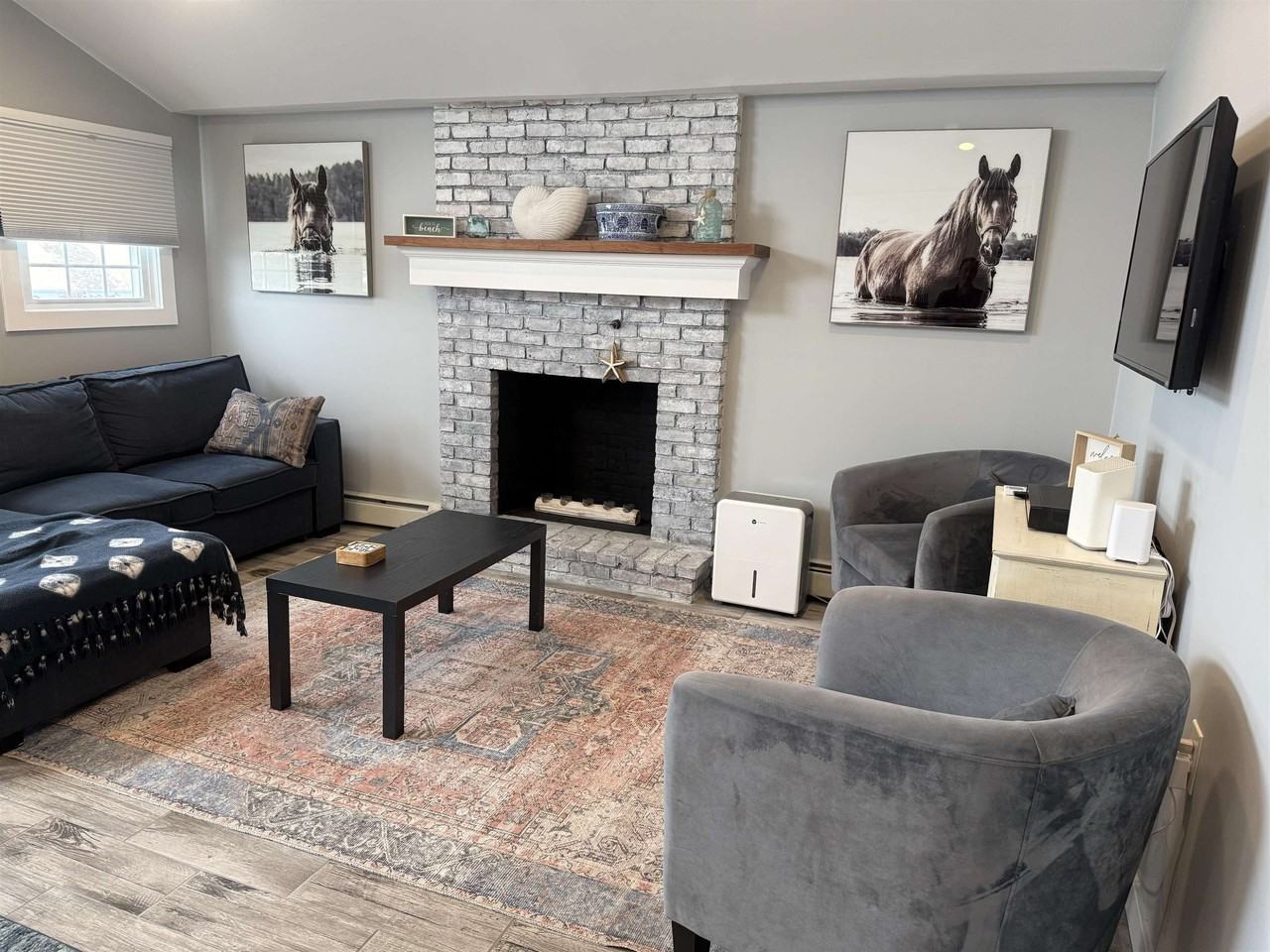 294A Portsmouth Ave - Photo 5 of 16