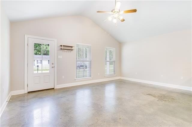 1529 Penrose St - Photo 4 of 14