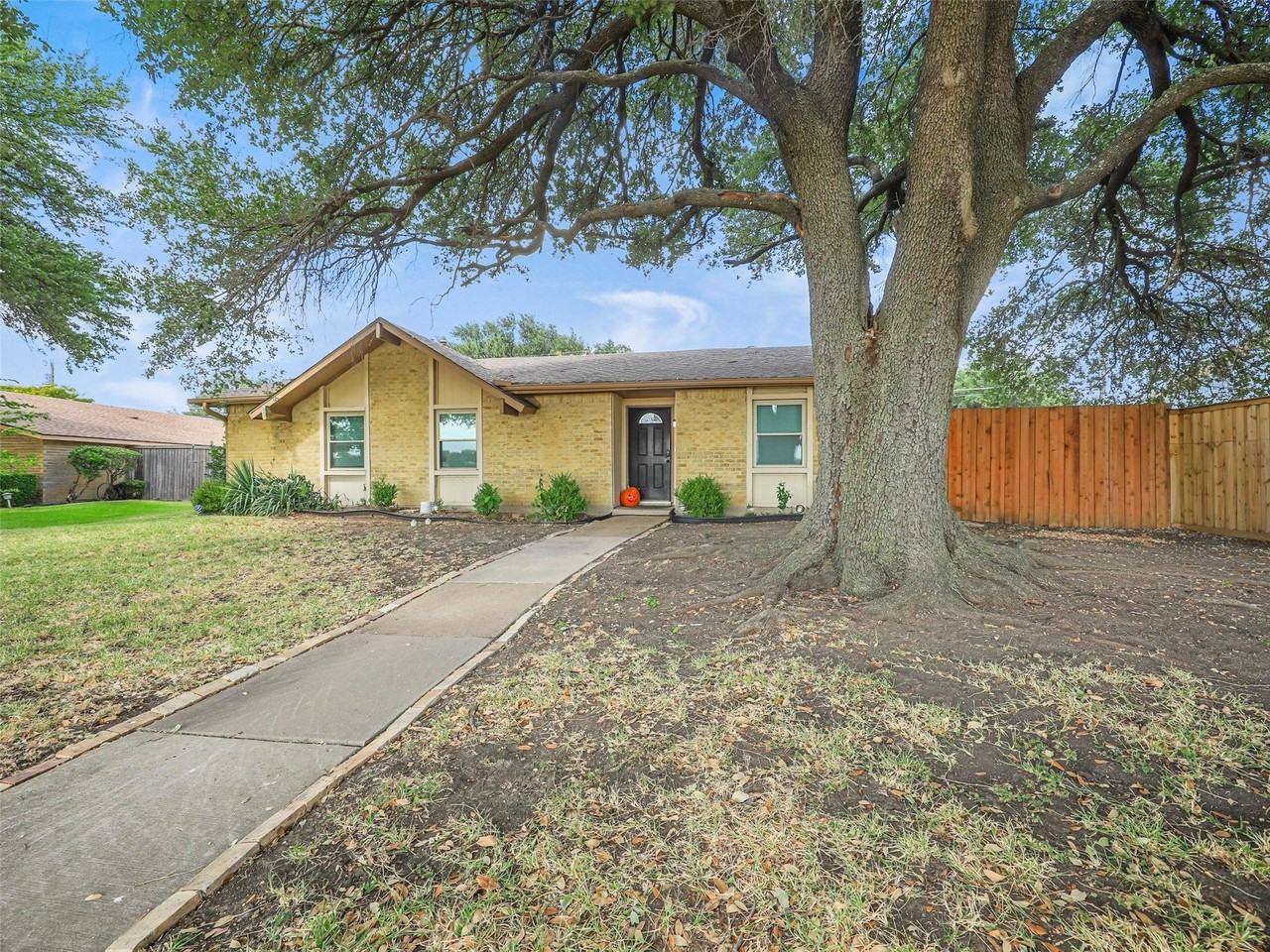 1503 Field Cove Dr - Photo 3 of 25