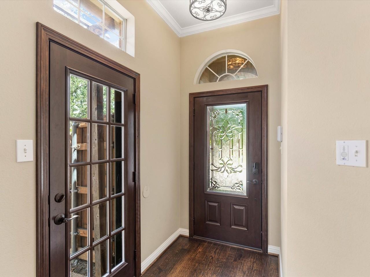 8129 Springmoss Dr - Photo 6 of 40