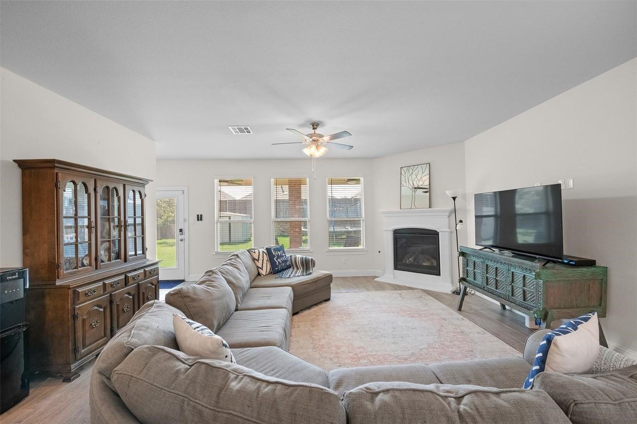 11000 Canyon Mine Dr - Photo 6 of 16