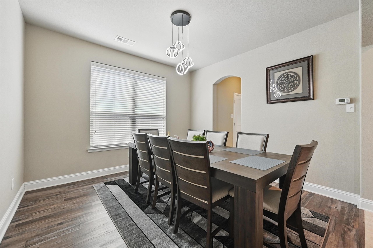 6175 Stillhouse Ln - Photo 6 of 36