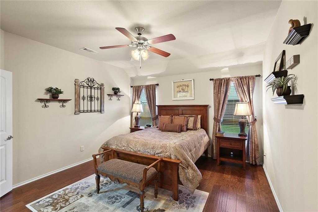 9609 Sand Trap Dr - Photo 3 of 6