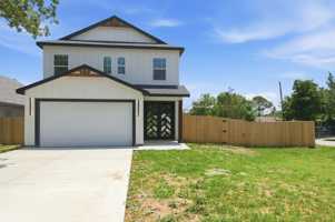 featured image of 1013 Duff Ct