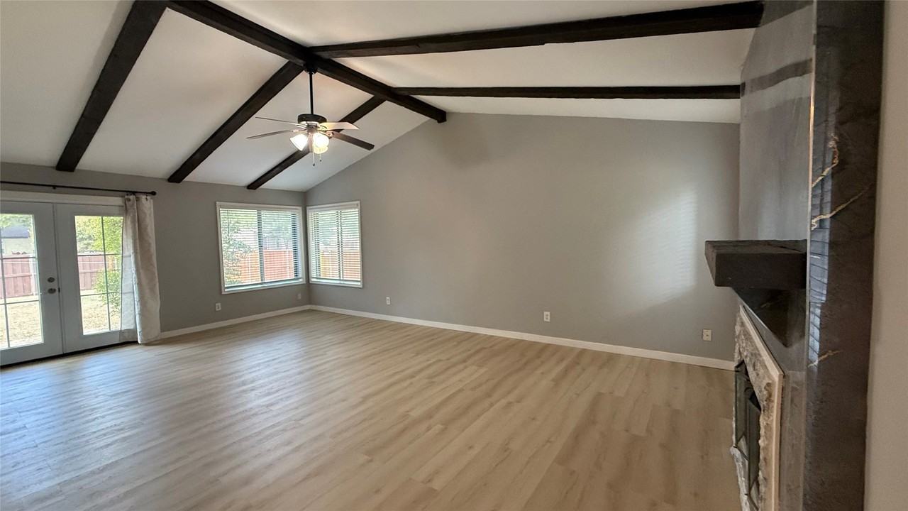 5537 Jester Dr - Photo 5 of 36