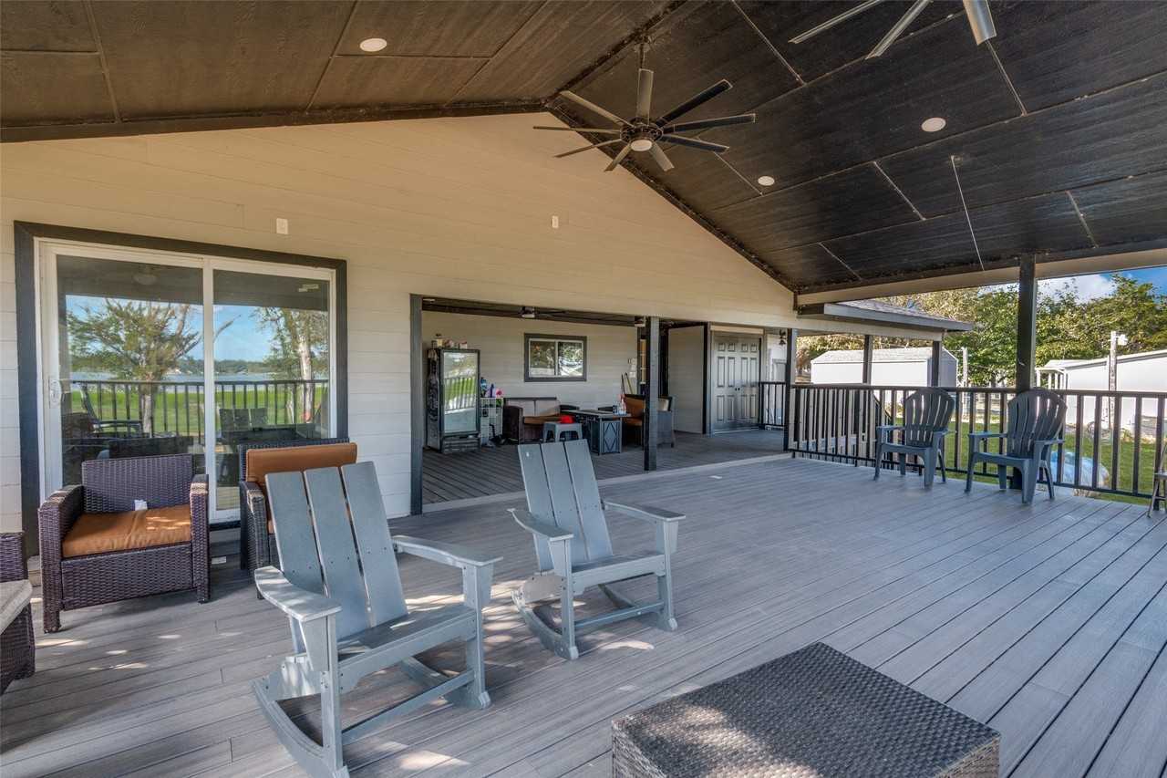 230 Overlook Trl - Photo 2 of 12