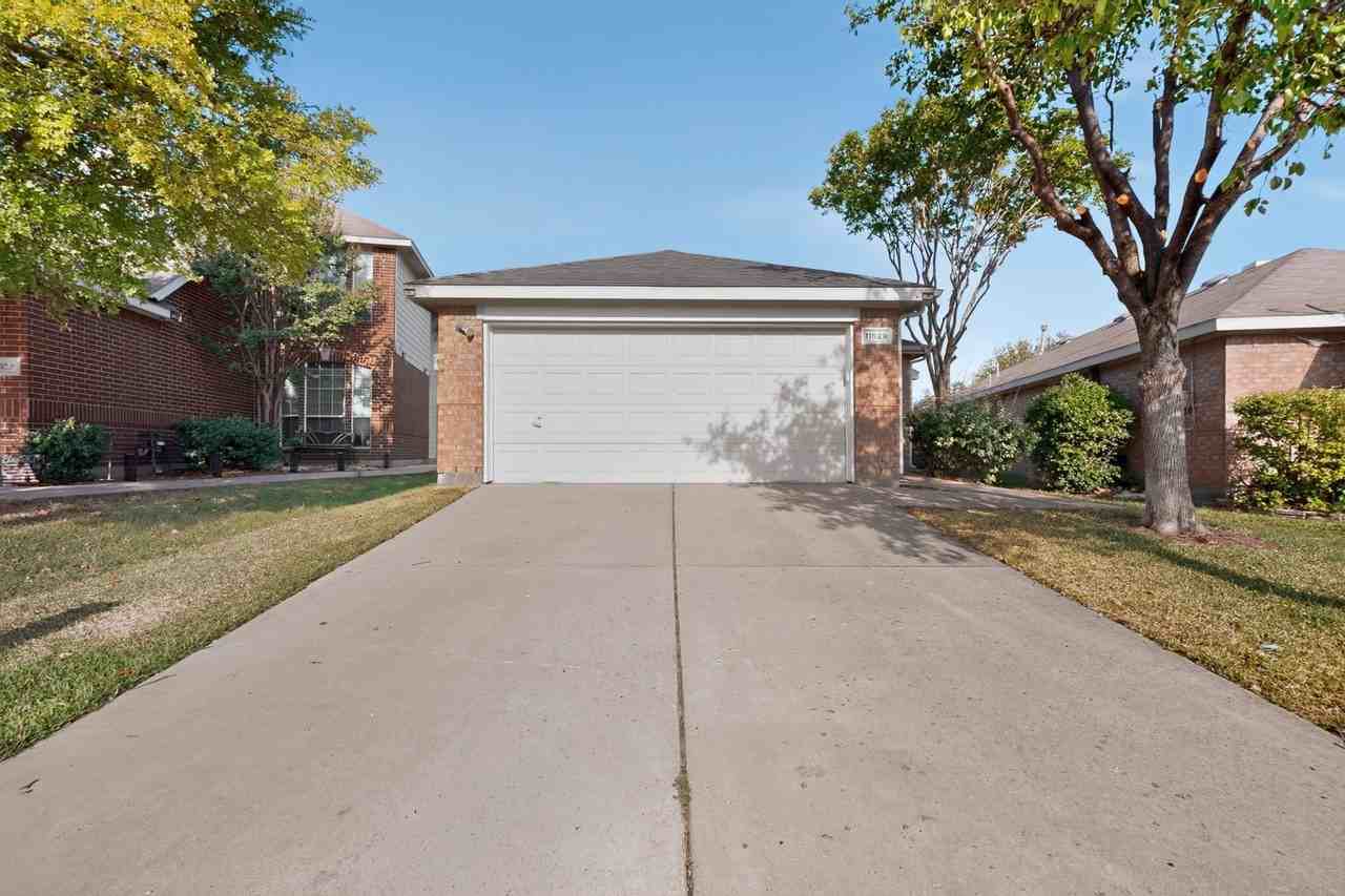 11529 Petunia Dr - Photo 2 of 26