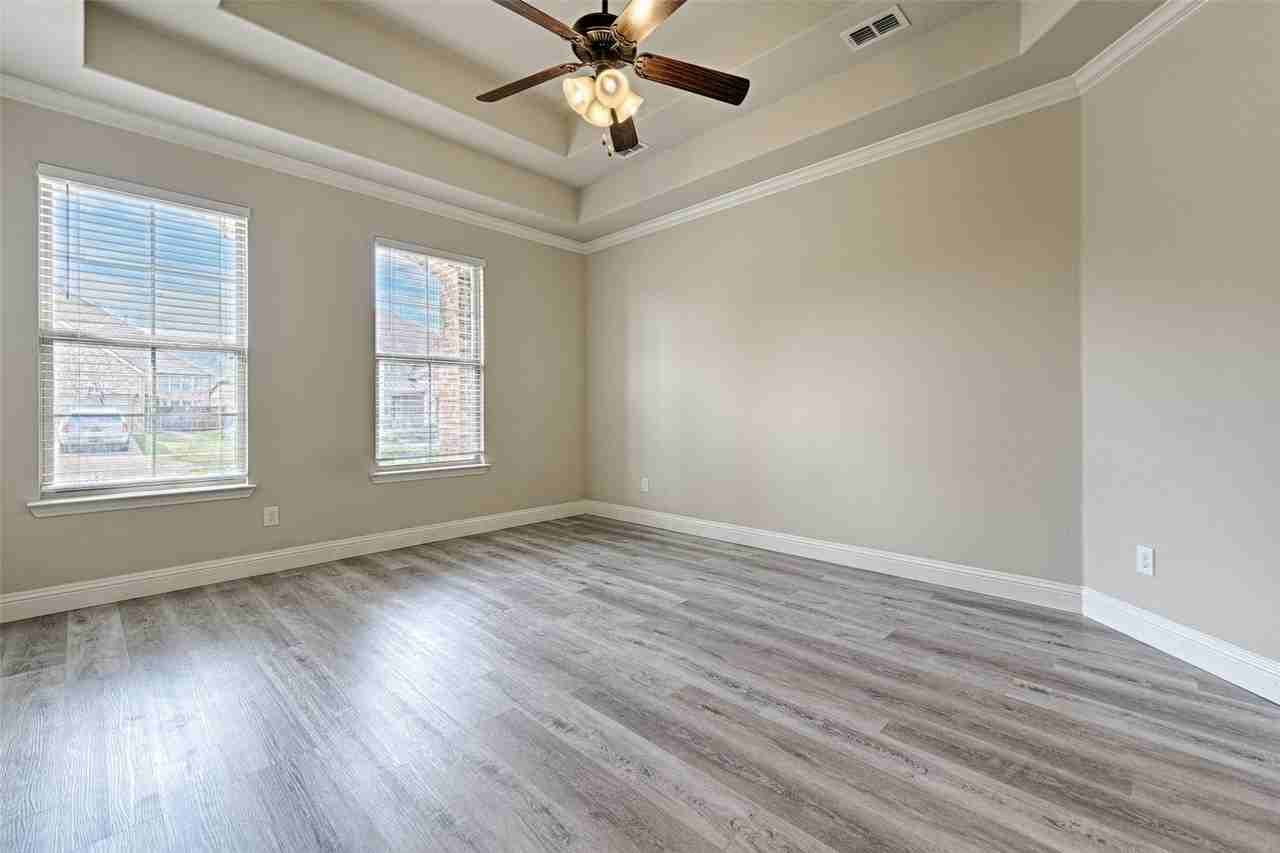 11438 Santa Maria Rd - Photo 7 of 32
