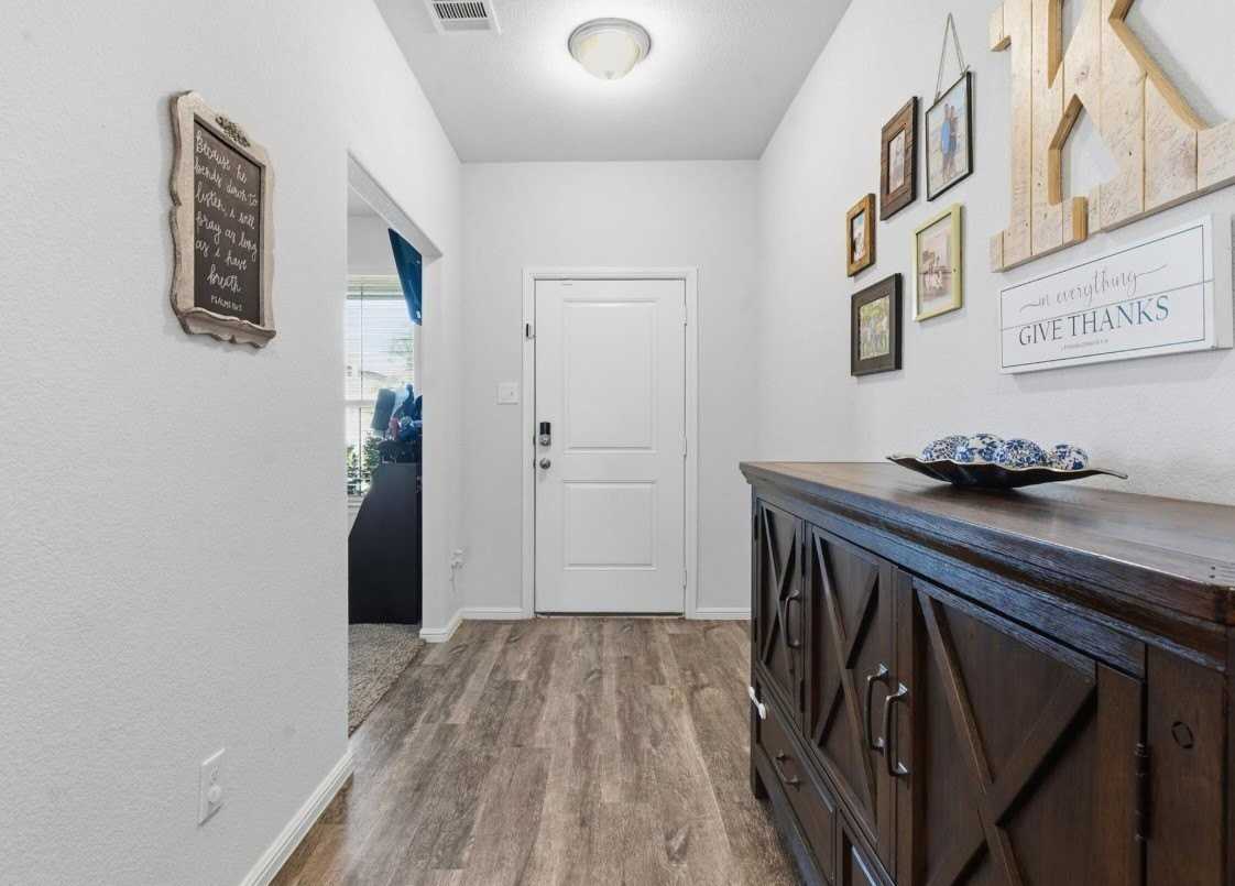 4829 Feltleaf Ave - Photo 2 of 16