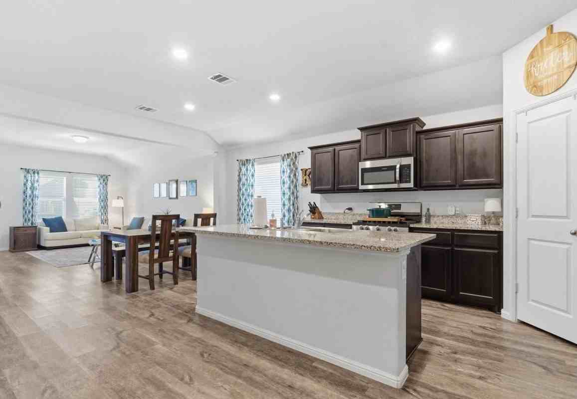 4829 Feltleaf Ave - Photo 4 of 16