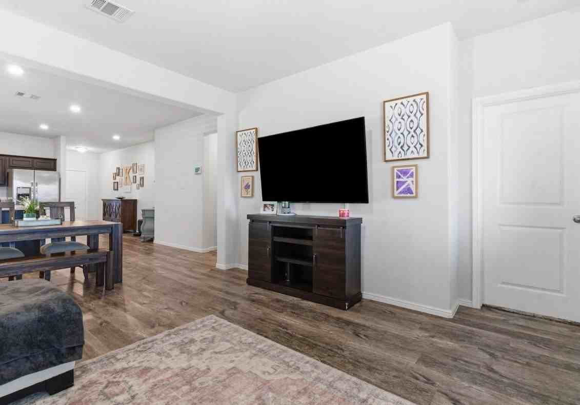 4829 Feltleaf Ave - Photo 7 of 16
