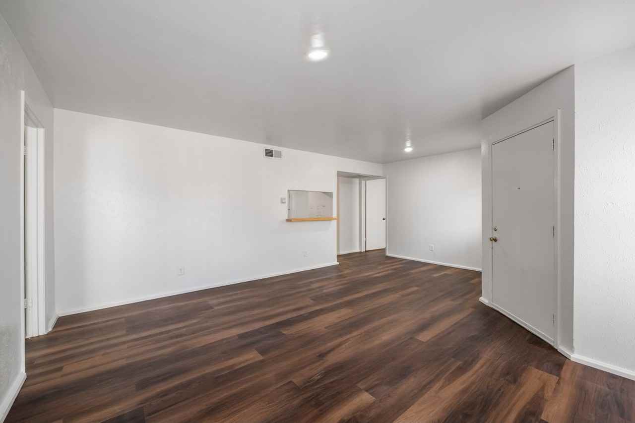 919 S Weatherred Dr #123 - Photo 5 of 19