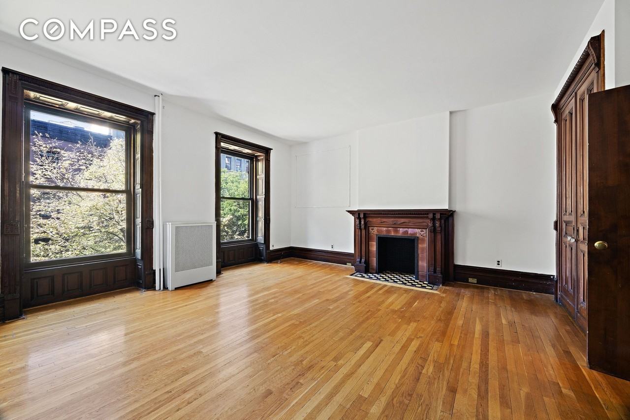 43 W 84th St #2 - Photo 7 of 11