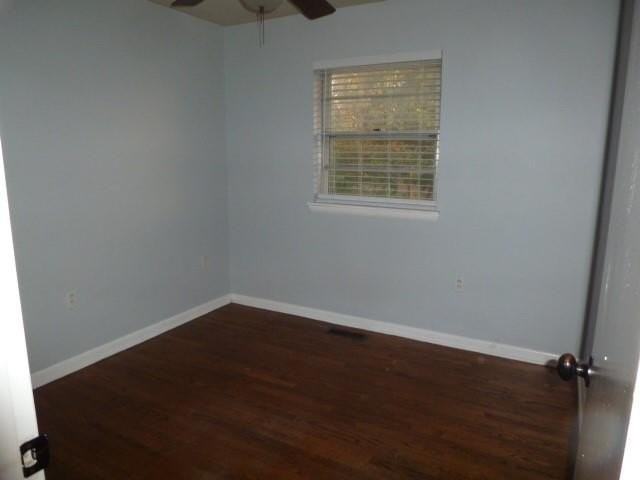2421 Sandra Dr - Photo 5 of 17