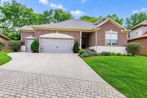 featured image of 239 Chippewa Dr
