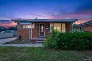 featured image of 8847 Woodbine