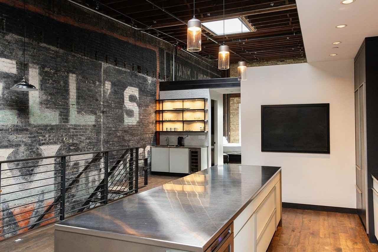 211 Washington Ave N - Photo 6 of 41