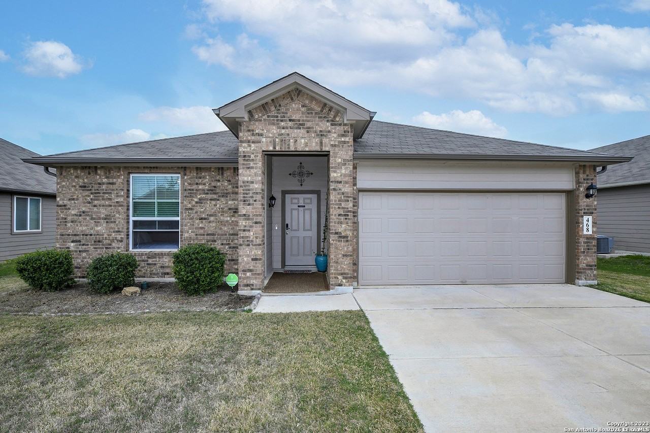 468 Copper Hill Dr - Photo 2 of 25