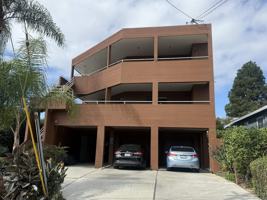 featured image of 4766 Noyes St