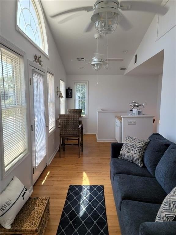 36 Sherman Rd - Photo 4 of 22