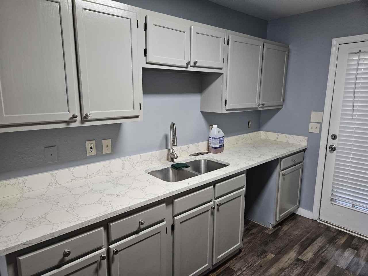 1332 Ocala Rd #C - Photo 3 of 17