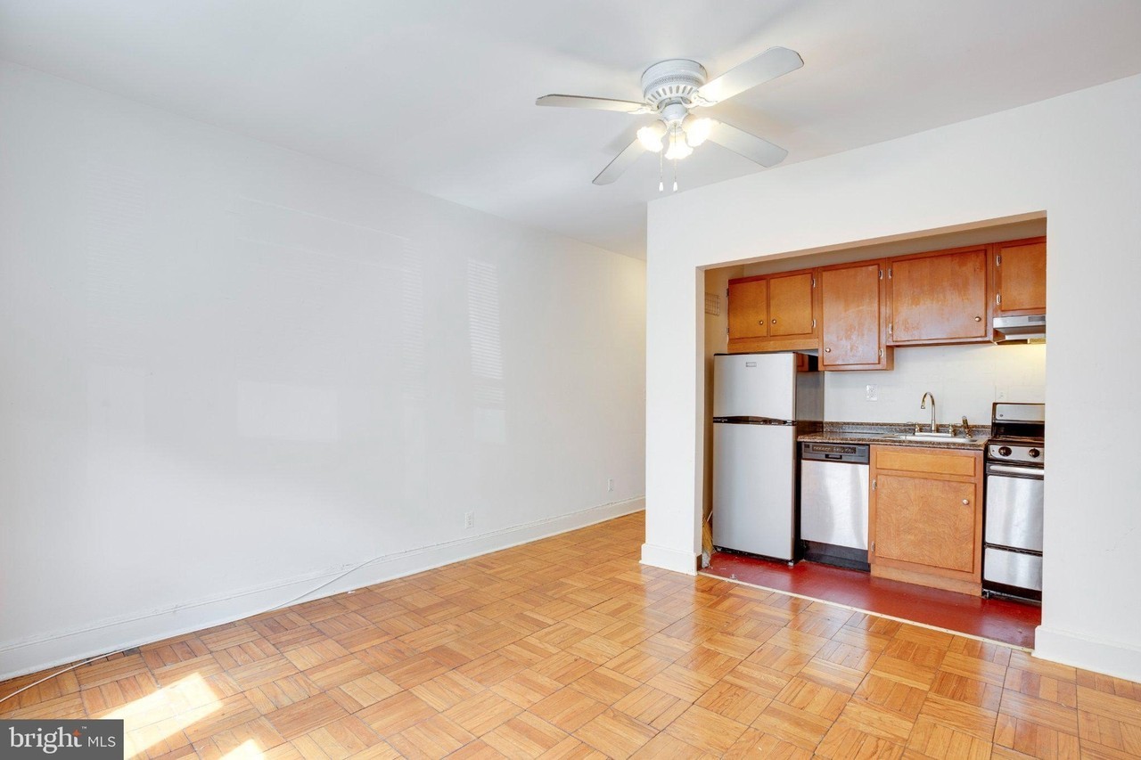 2655 41st St Nw #105 - Photo 4 of 16