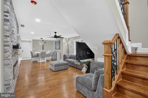 featured image of 109 E 40th St