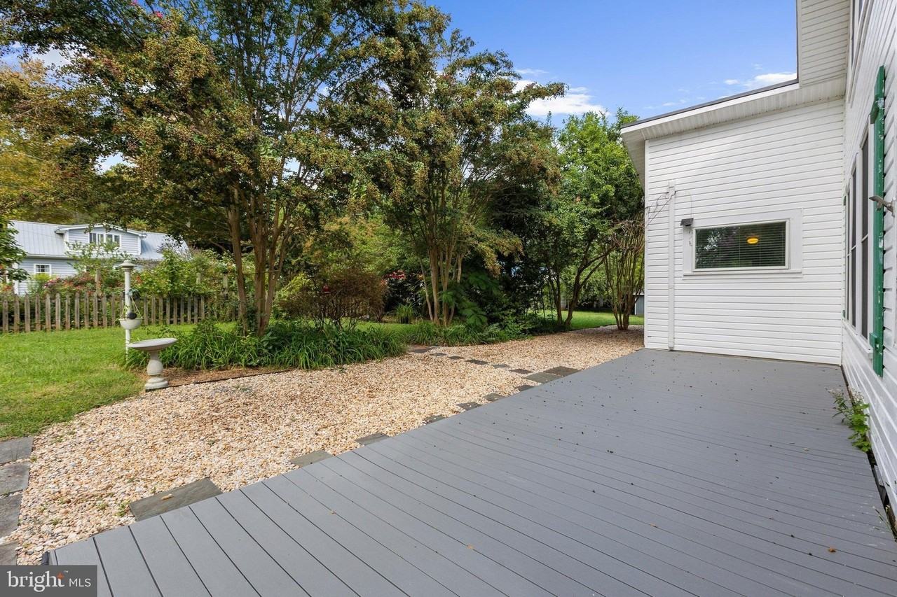 526 James Ave - Photo 6 of 34