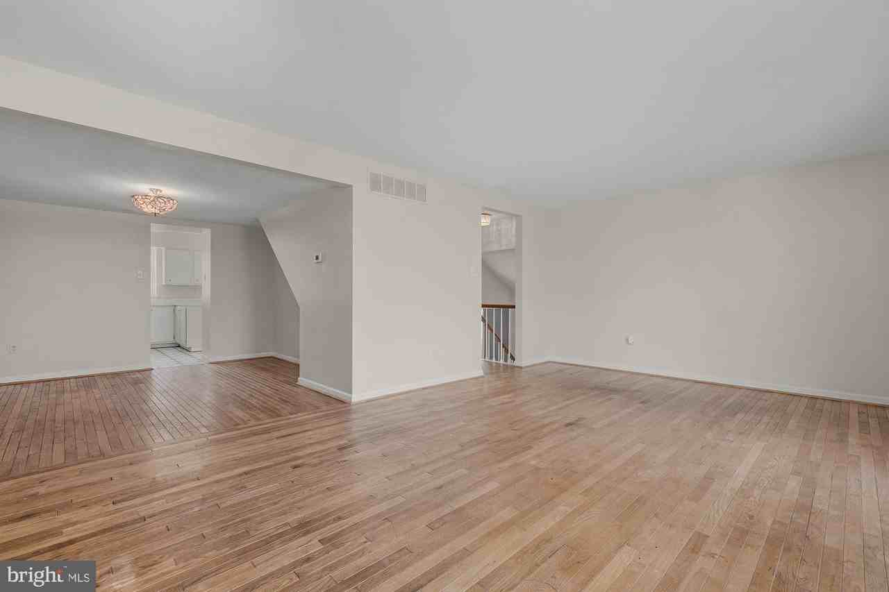 10738 Bridlerein Ter - Photo 6 of 35