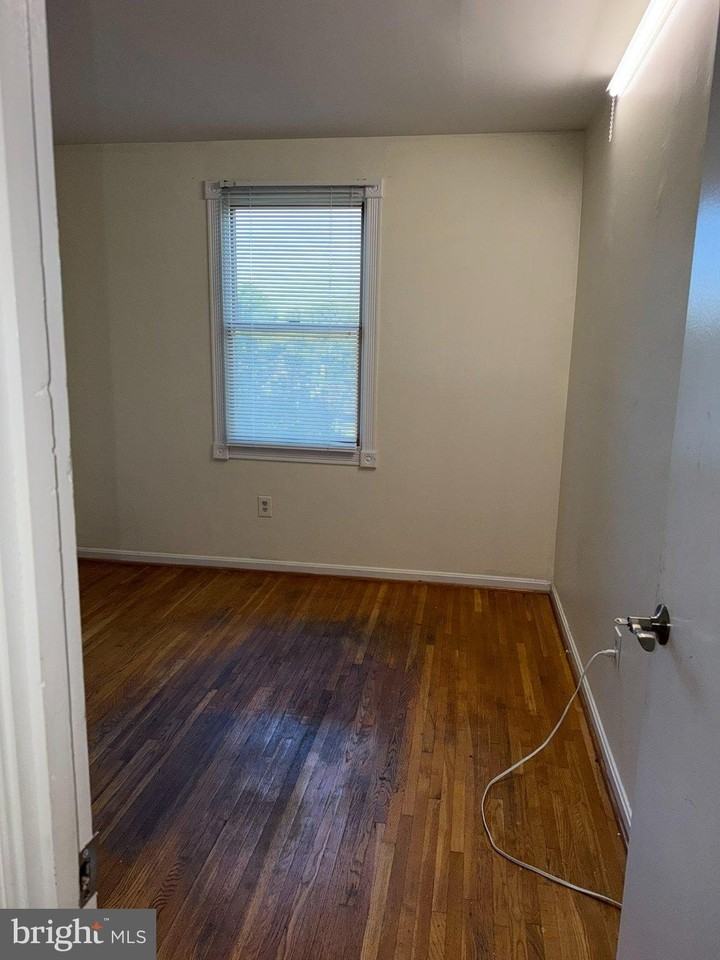 1708 Woodwell Rd - Photo 4 of 50