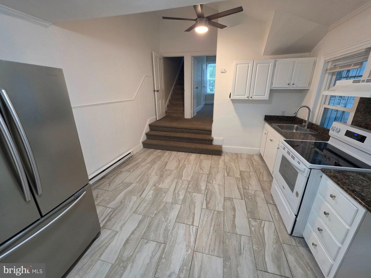 1345 Dekalb St - Photo 2 of 14