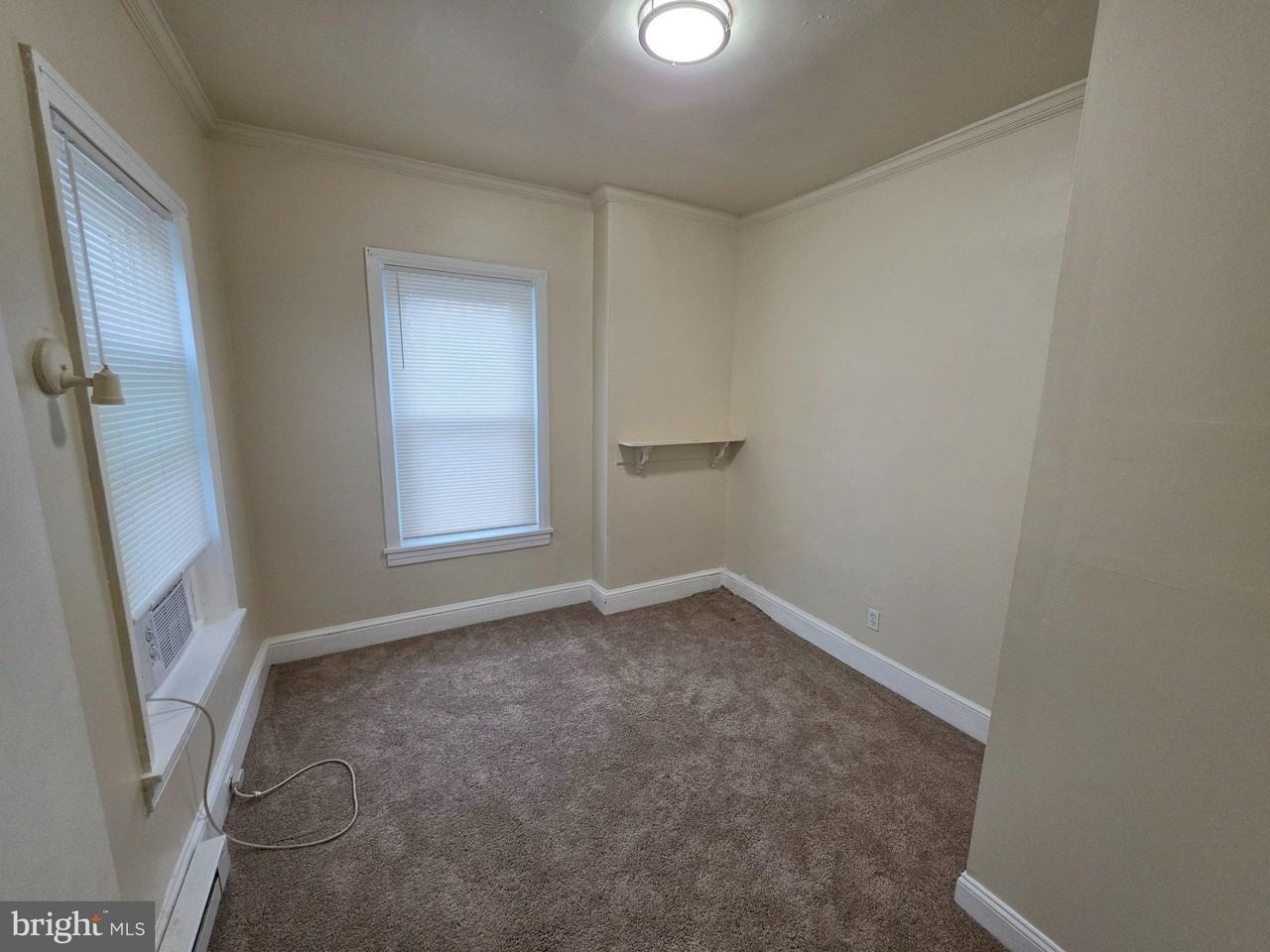 1345 Dekalb St - Photo 4 of 14