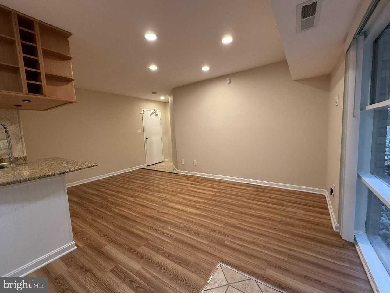 4937 Americana Dr #T3 - Photo 5 of 20