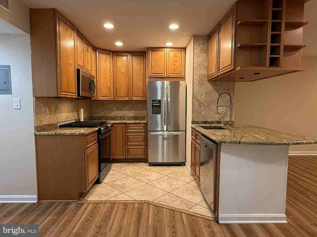 4937 Americana Dr #T3 - Photo 6 of 20