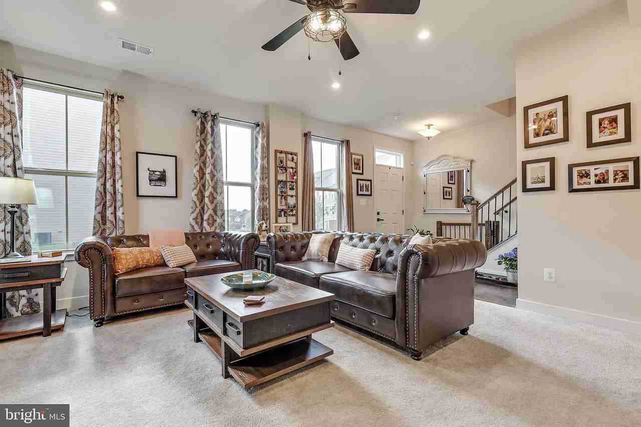 18027 Red Mulberry Rd - Photo 2 of 11
