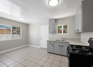 6945 Saranac St - Photo 3 of 14