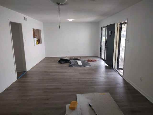 1763 7th Crompton Ct - Photo 4 of 9